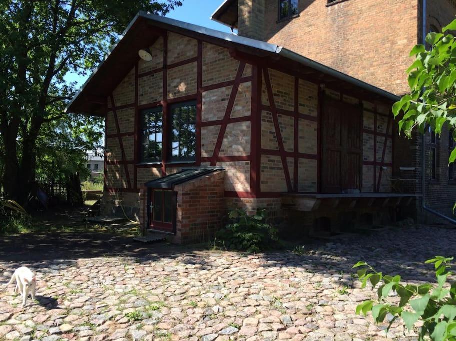 Romantisches Studio Am Waldesrand Schwarz Exterior foto